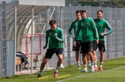 开云体育中国-奥地利队备战期间强化团队凝聚