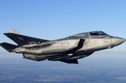 开云下载-节奏的艺术，广厦式掌控与戈贝尔的东决接管—现代篮球的两种胜利密码