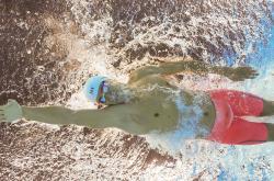 开云体育登录-新疆队硬仗取胜独行侠，切特成为关键先生