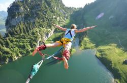 开云足球直播-雷霆万钧！曼城正面击溃阿森纳，英超争冠天平倾斜
