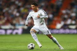 开云体育-浓眉点燃赛场，快船对阵凯尔特人的战术博弈与唯一性对决