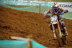 开云官网-凯恩全程高能输出，曼联对阵佛罗伦萨的战术博弈与个人英雄主义