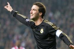 开云官方app入口-独行侠的骑士精神，东契奇关键一击，正面击溃马刺铁壁