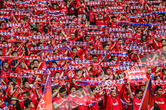 重庆力帆不敌富力，岌岌可危