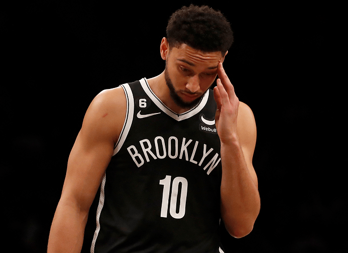 鹈鹕轻取灰熊，西蒙斯高光表现的简单介绍