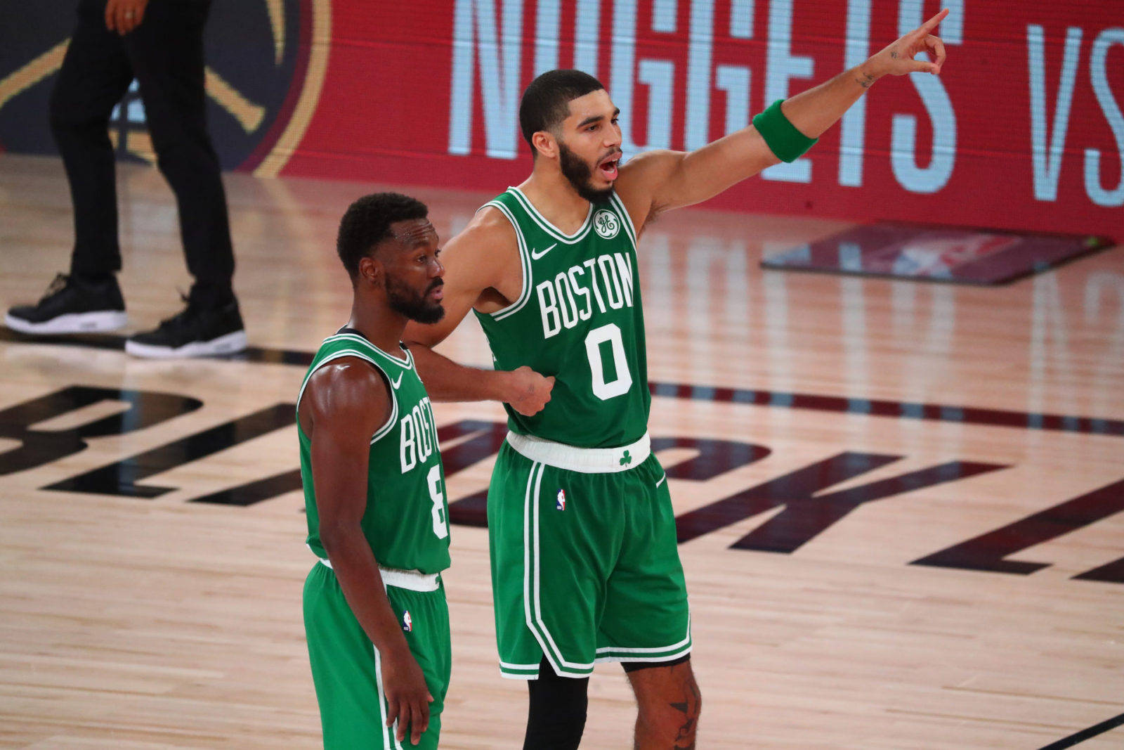 意大利男篮鏖战凯尔特人B队，保罗一己之力扛起全队的简单介绍