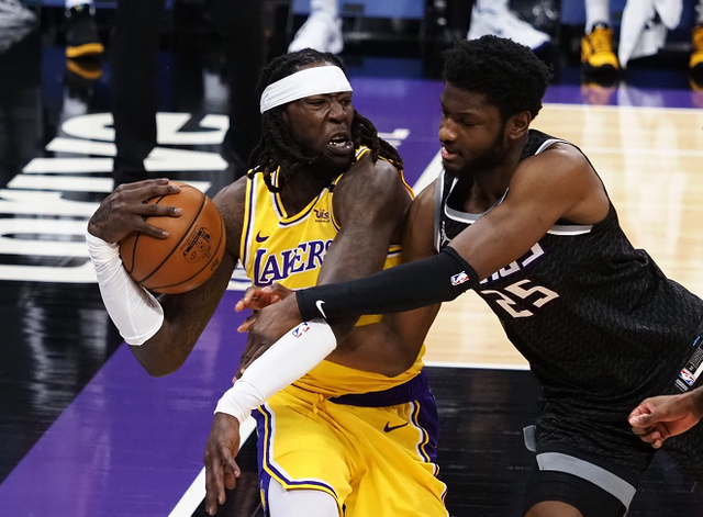 公牛碾压湖人，福克斯刷新纪录的简单介绍