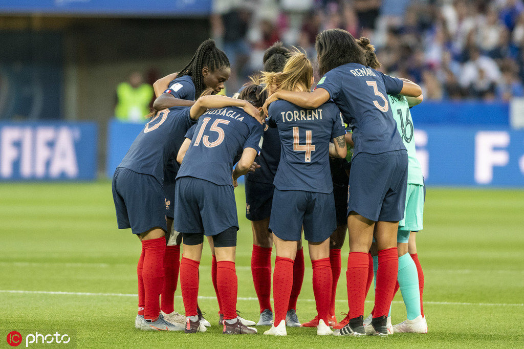 爱尔兰队意外淘汰，挪威女足杀出重围