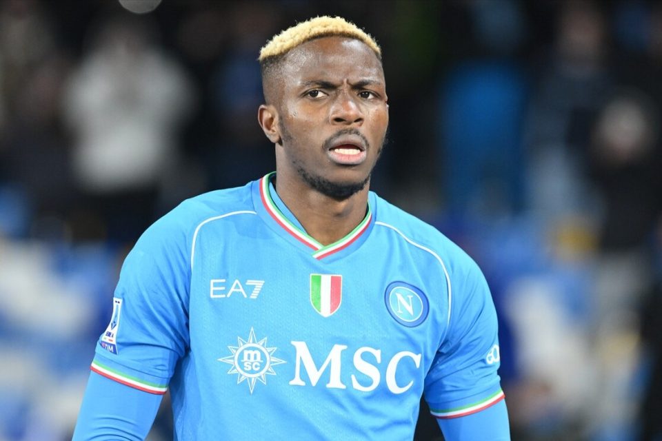 包含意甲升班马惊喜表现，球迷欢呼雀跃的词条