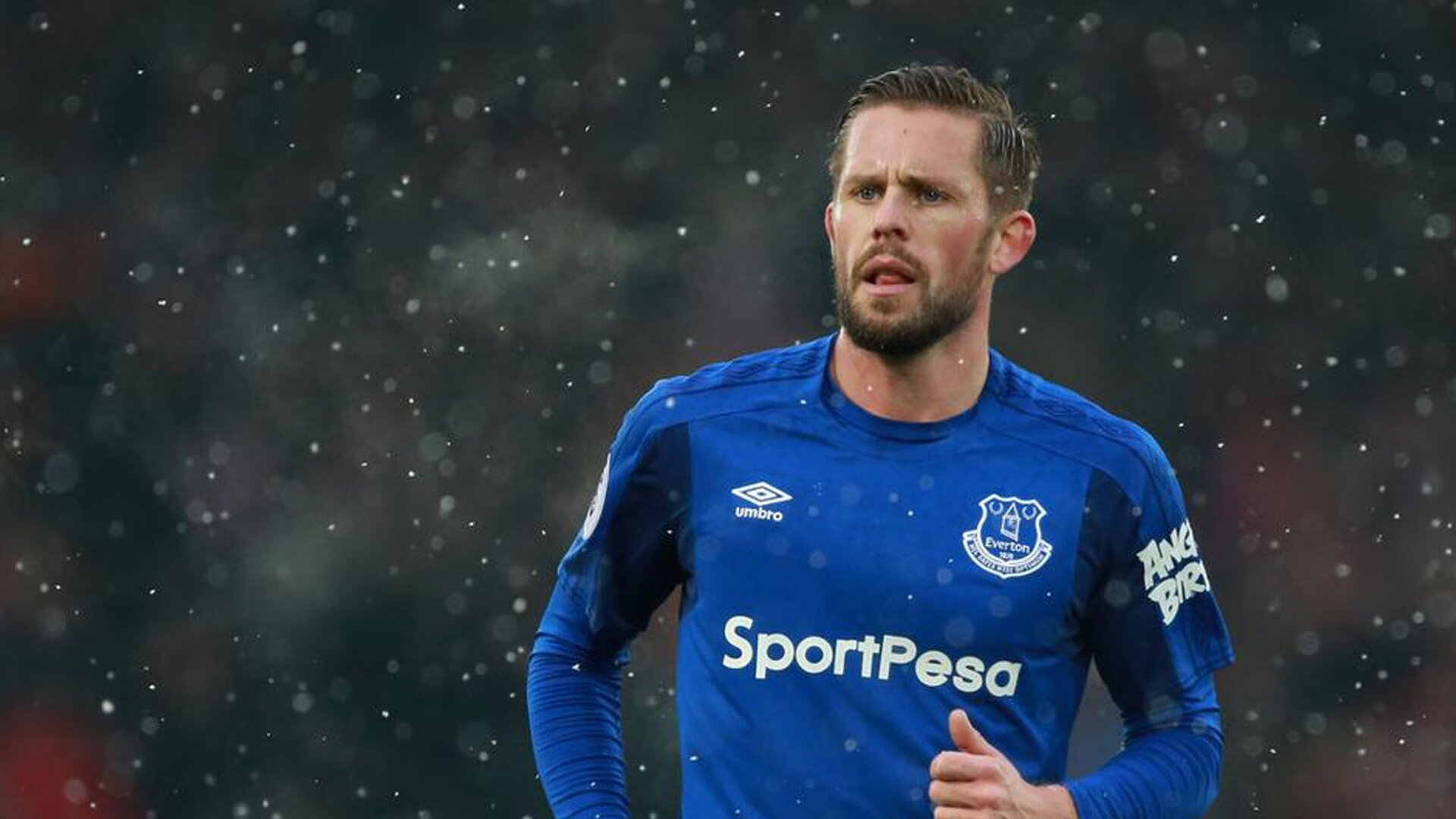 从维也纳到慕尼黑,格纳布里如何以奥地利式坚韧在欧冠赛场正面击溃对手