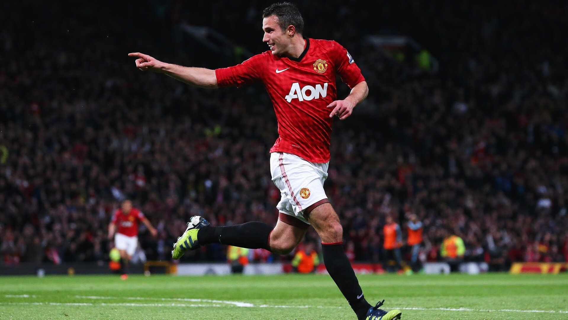 德甲争冠战之夜，杜兰特关键进球定乾坤