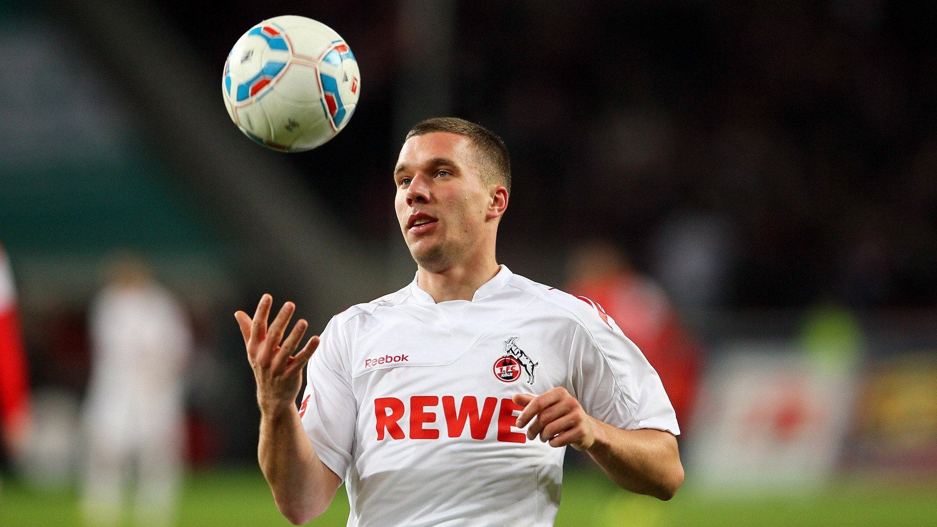 年度焦点之战,梅西绝杀,阿根廷最后时刻惊险击败突尼斯